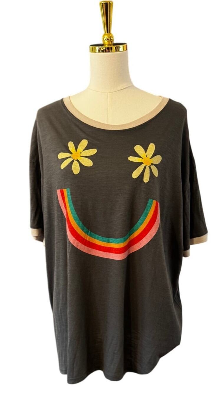 Natural Life Happy Face Daisy Rainbow Graphic Ringer Tee NWT Gray Oversized M
